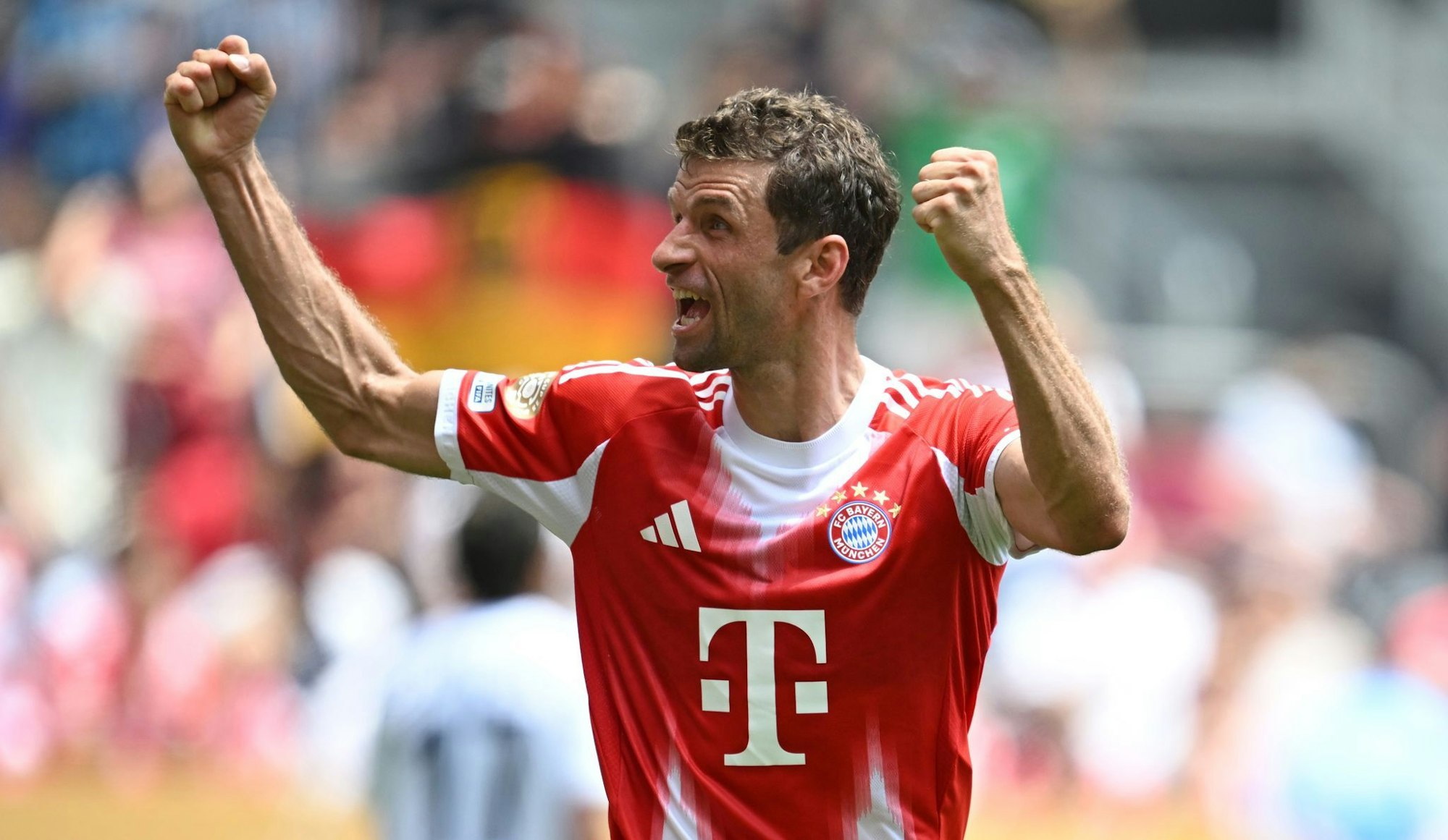 Thomas Müller beginnt seine Abschiedstour als Bayern-Spieler mit den Pflichtspieltoren 249 und 250.