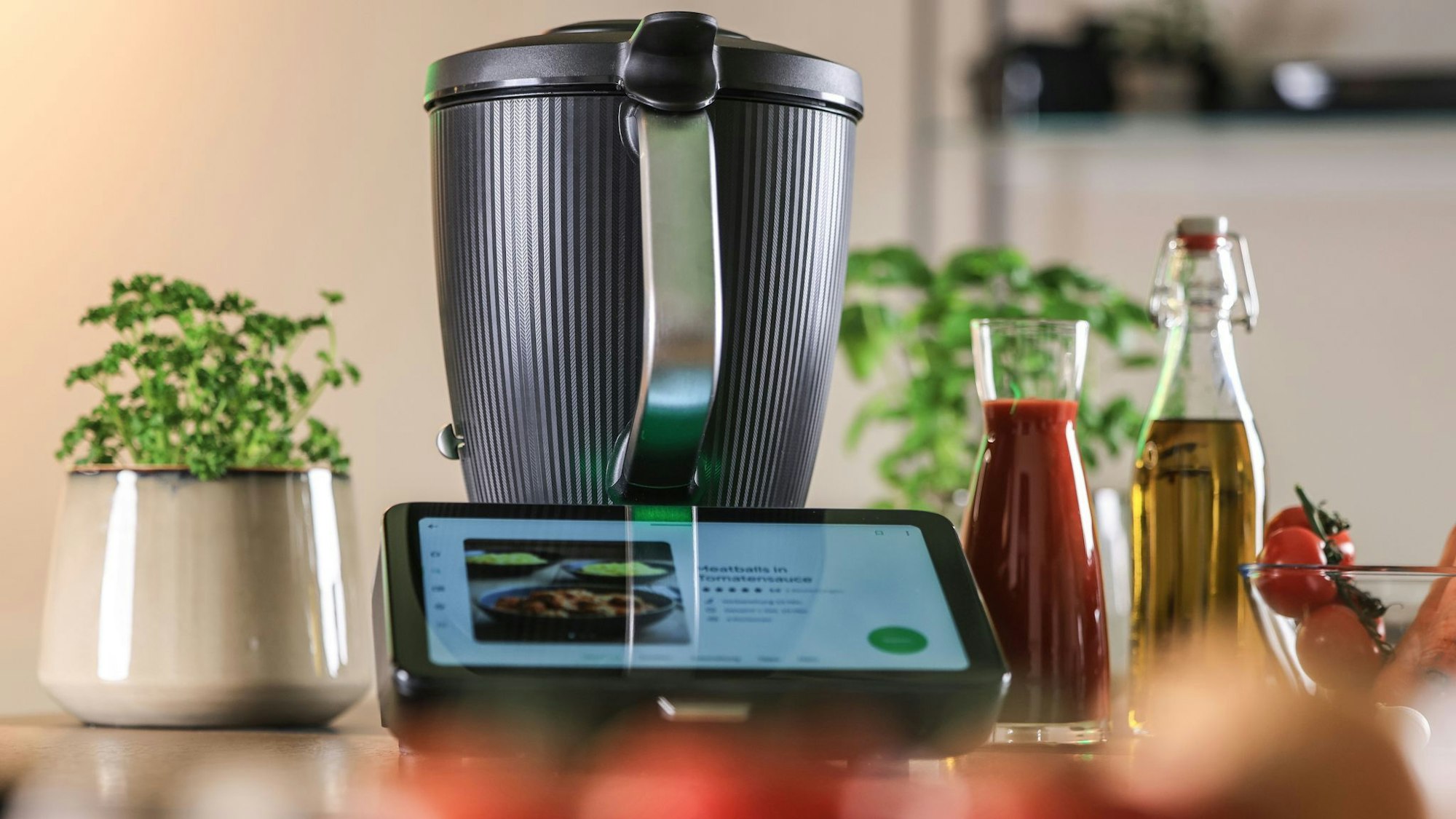 Der neue Thermomix TM7 ist seit Anfang des Jahres auf dem Markt. Das alte Modell TM6 wurde zwischen 2019 und 2024 etwa 8 Millionen Mal verkauft.