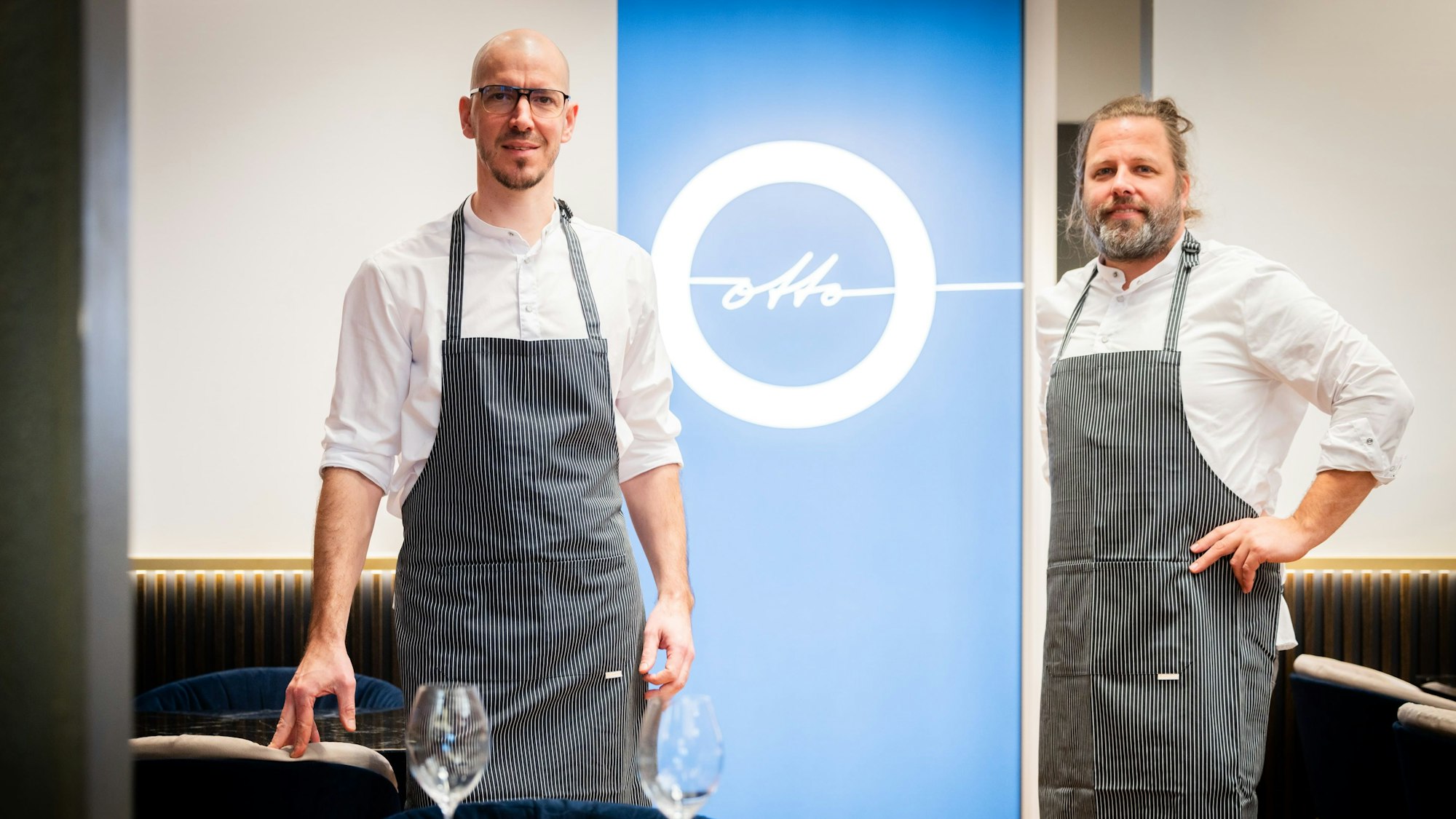 Überraschende Entscheidung: Tobias Becker (rechts) und Jan Maier vom „maiBeck“ (hier in ihrem Zweit-Restaurant „Otto“ gingen bei der Sterne-Verleihung leer aus.