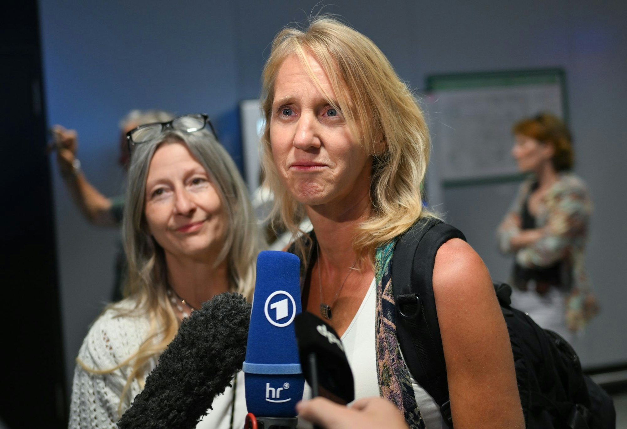 Kerstin (r.) und Carina berichteten von einer abenteuerlichen Reise nach Amman.