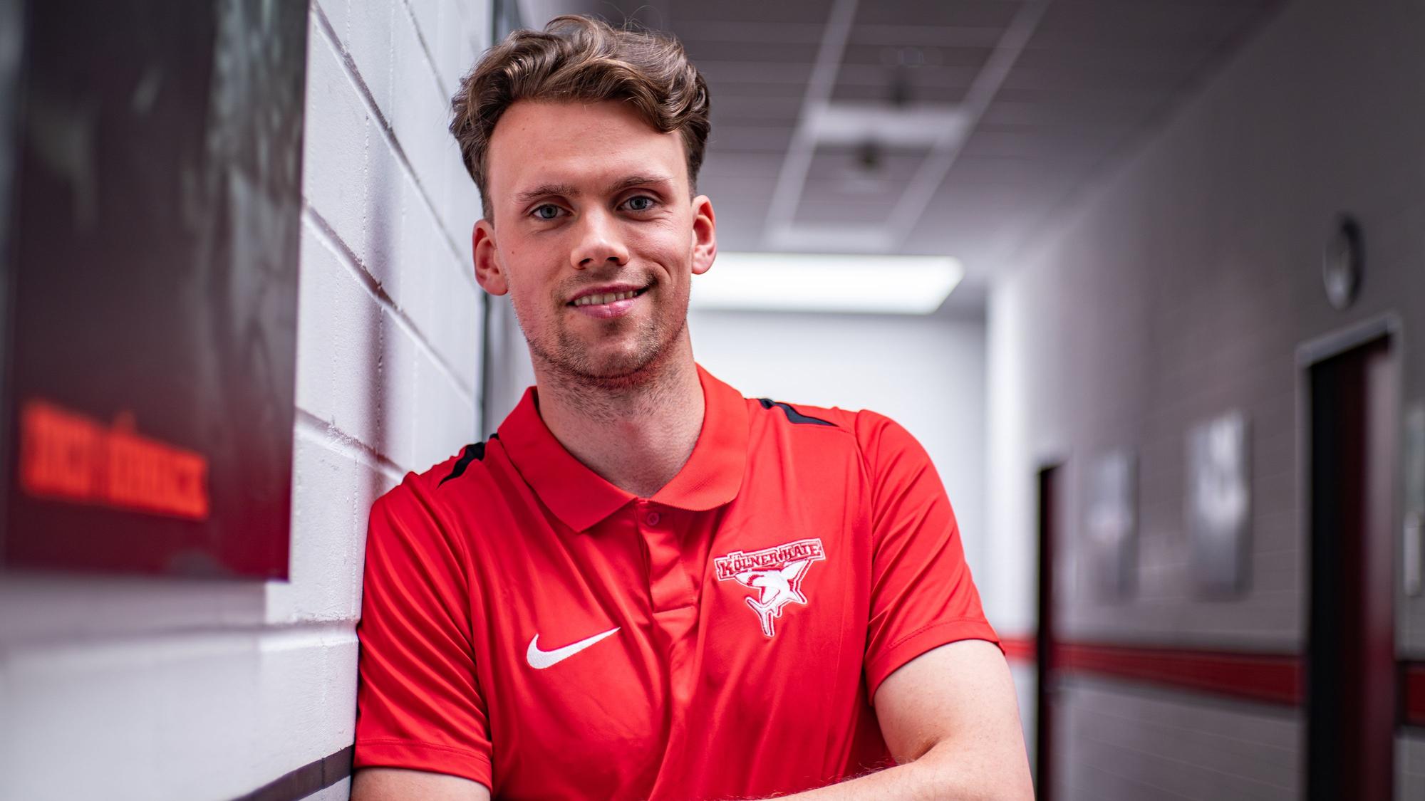 Dominik Bokk spielt in der kommenden Saison wieder für die Kölner Haie.