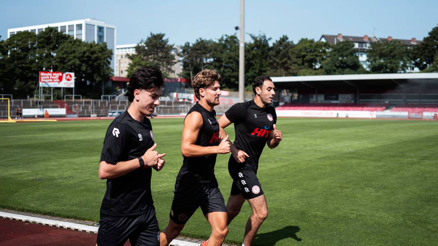 Fortuna Kölns Profis während der Leistungsdiagnostik im Südstadion