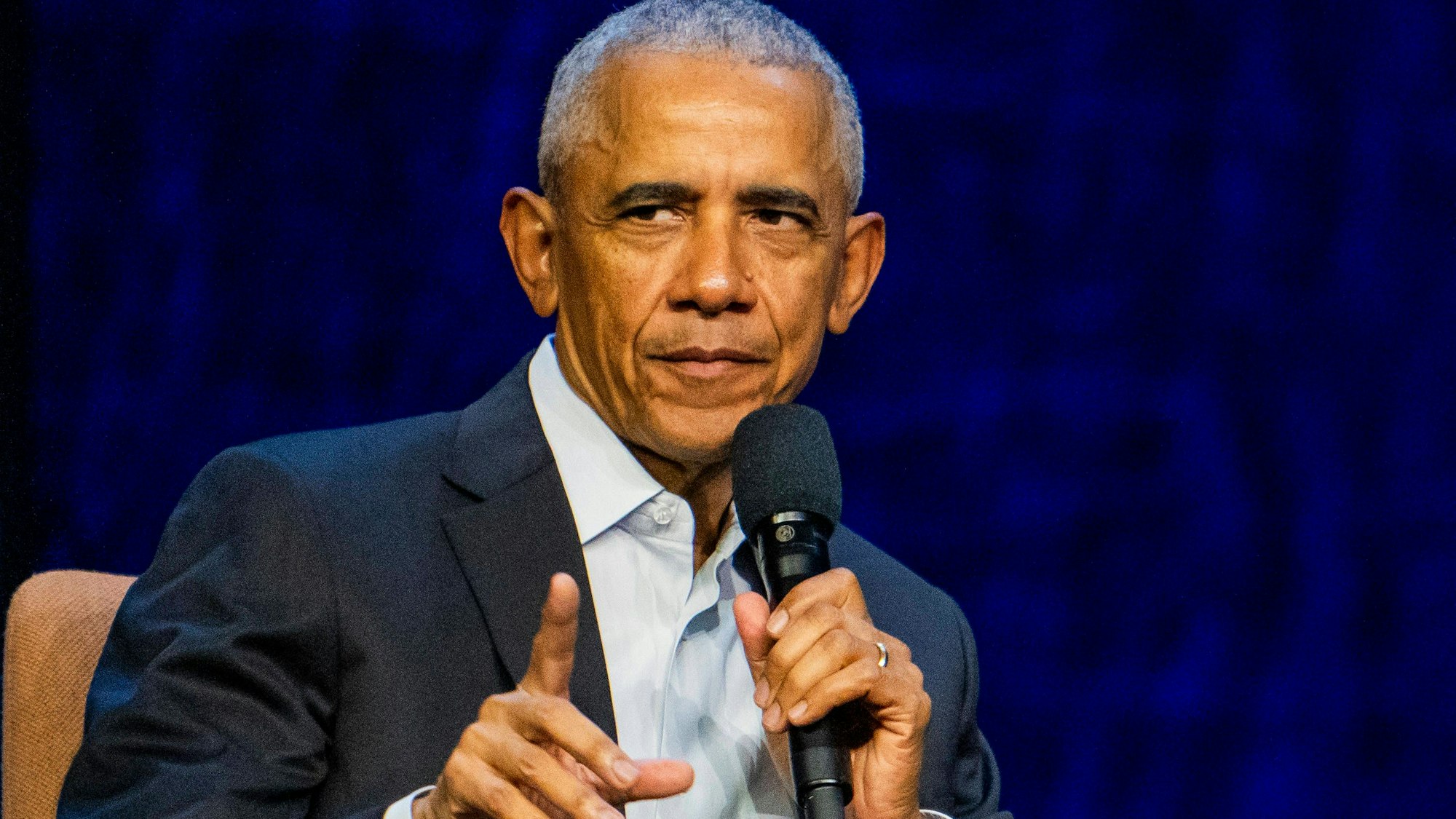 Barack Obama bei einem Auftritt in Oslo. Der ehemalige US-Präsident hat Donald Trump scharf kritisiert. (Archivbild)