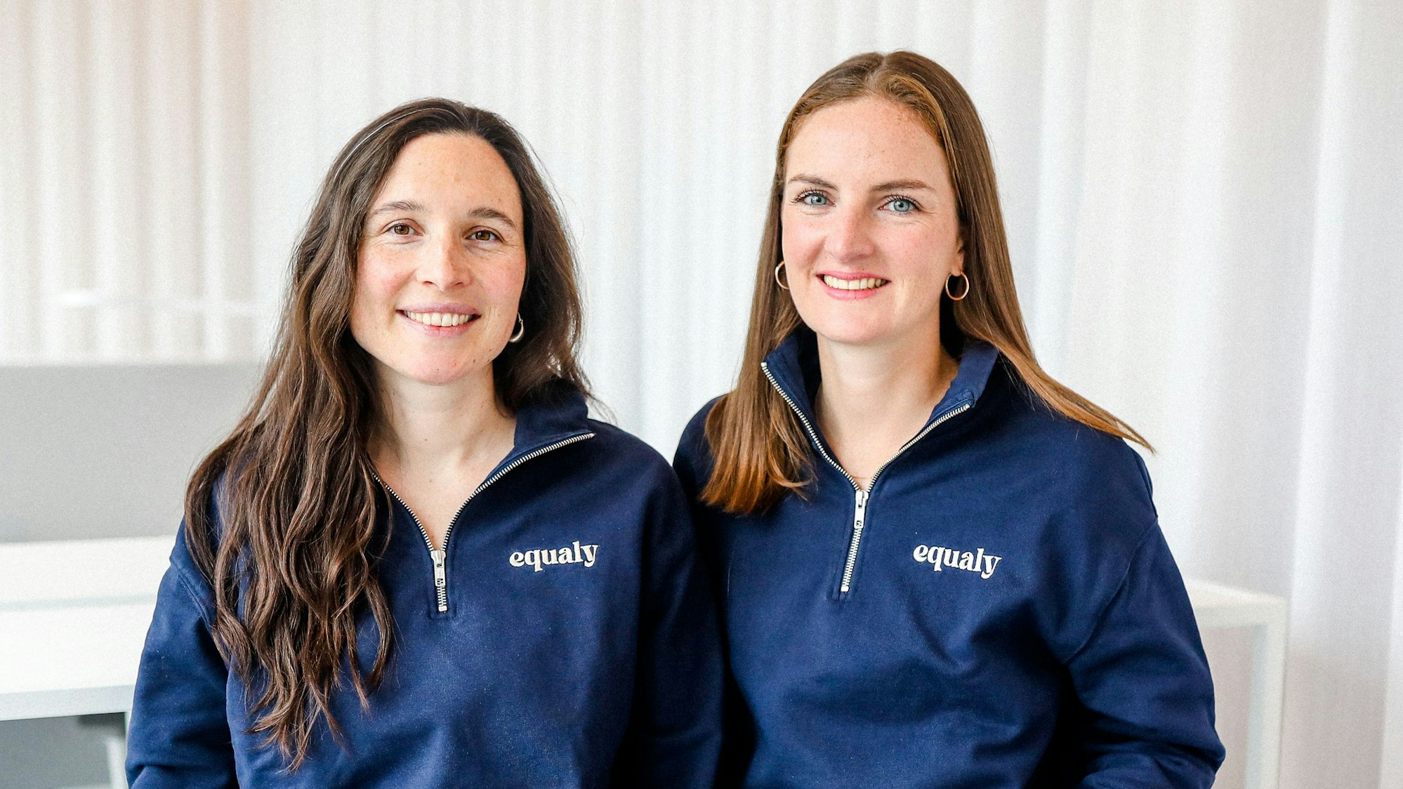 Ronja Hoffacker und Louisa Plasberg