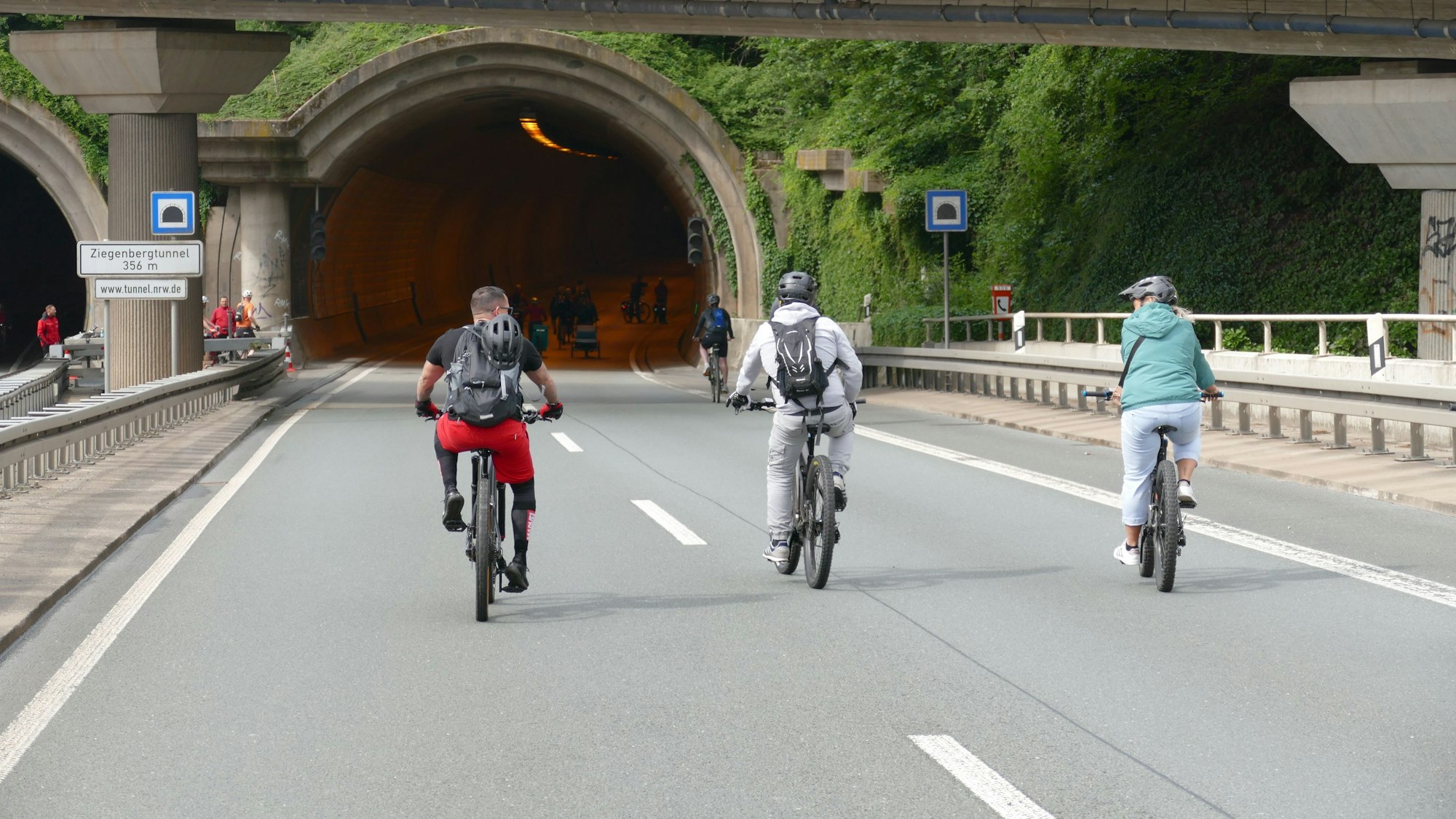 Eingang des Ziegenbergtunnels in Siegen