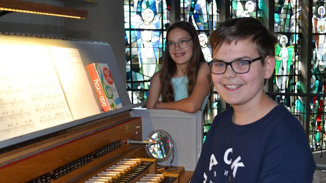 Paul Stasch und seine Schwester Greta sind musikalische Spendensammler.