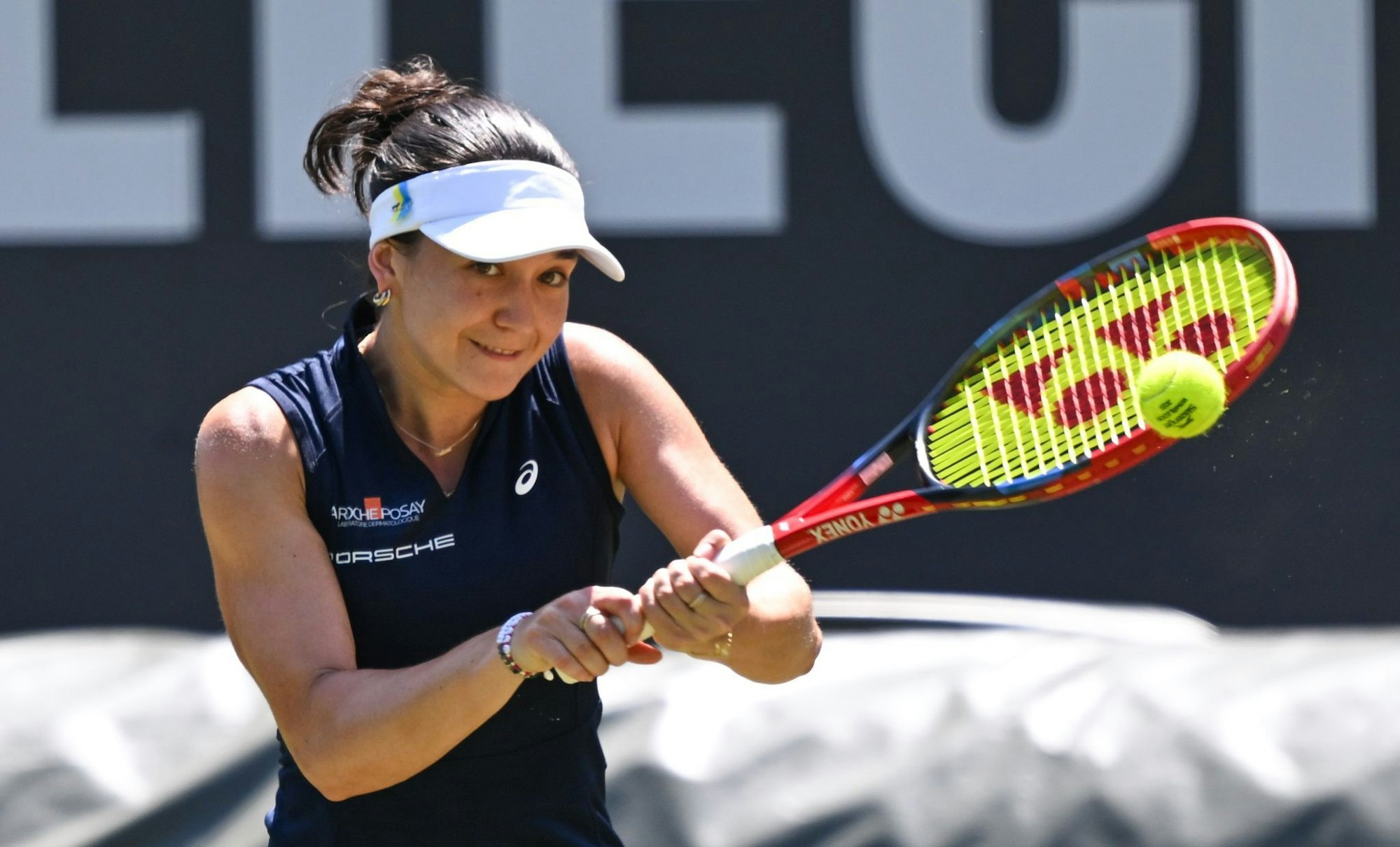 Eva Lys gab in Bad Homburg auf. Billie-Jean-King-Cup-Coach Rainer Schüttler gab leichte Entwarnung.