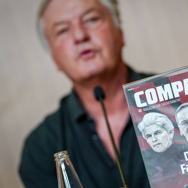 Das Bild zeigt Jürgen Elsässer, «Compact»-Chefredakteur. Foto: Kay Nietfeld/dpa