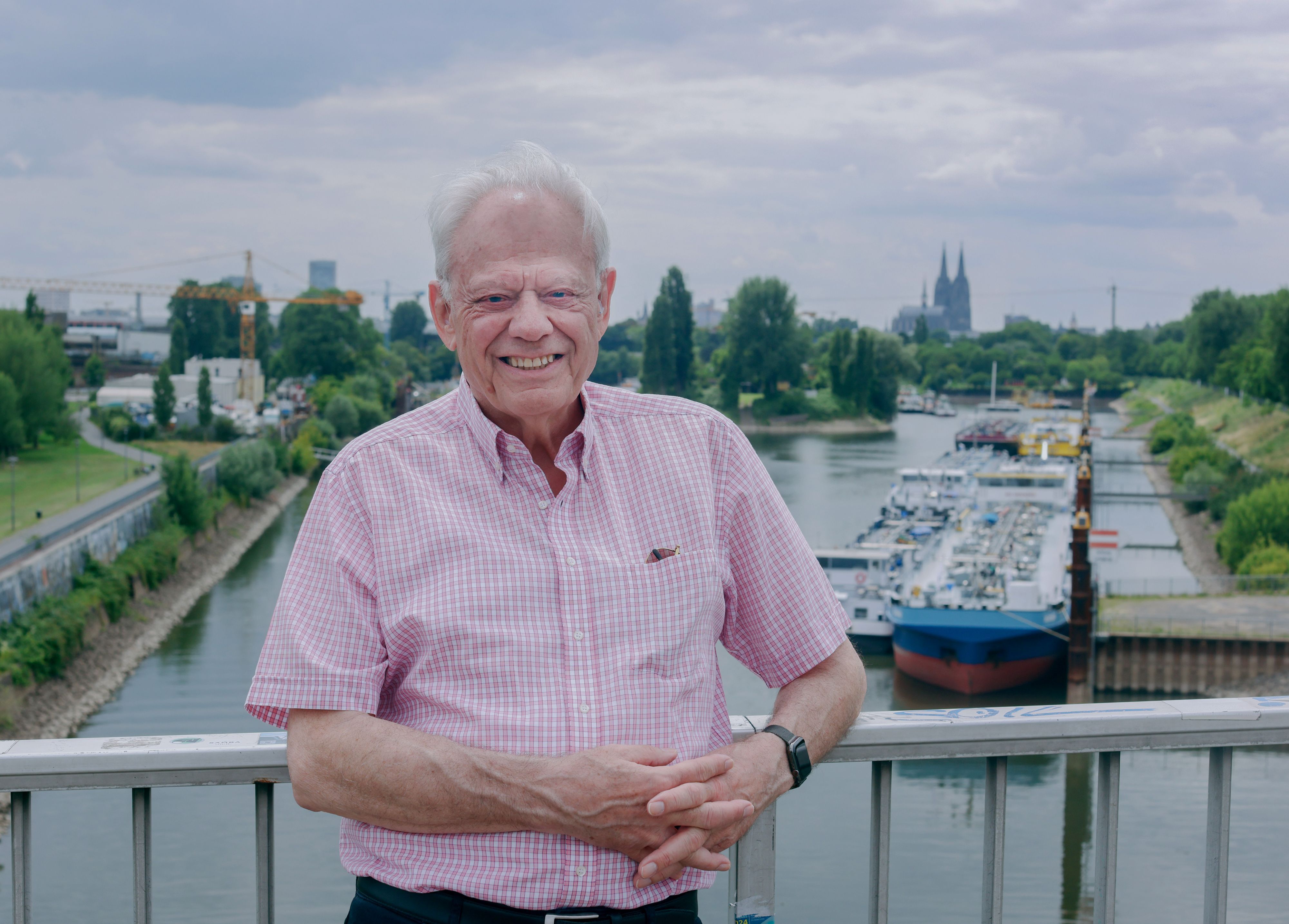 1989 bis 2025 war Norbert Fuchs Bezirksbürgermeister Mülheims.