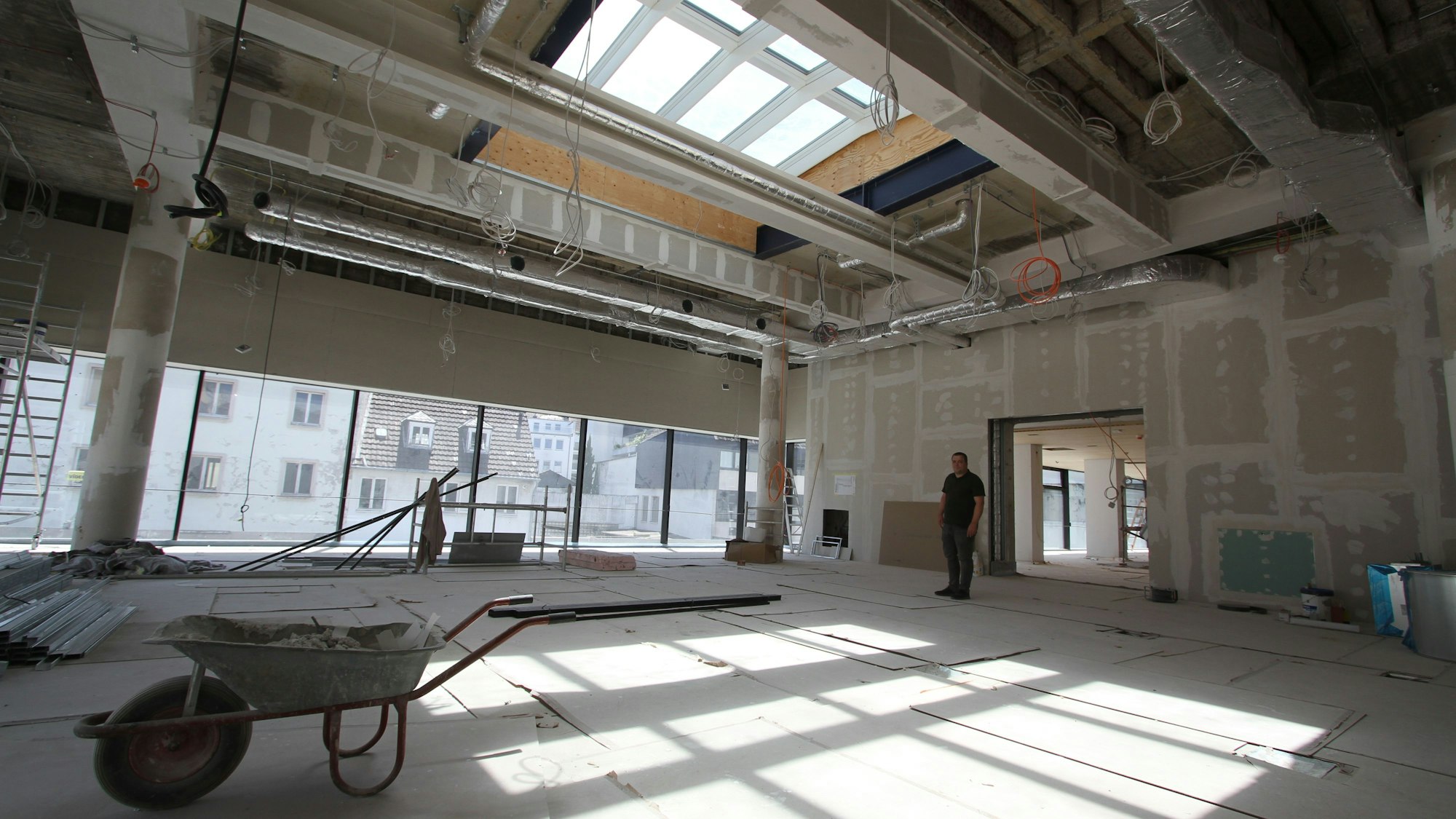 Das Rathaus Siegburg wird saniert, die Arbeiten stehen kurz vor dem Abschluss, Ratssaal