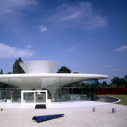 Die Architektur des Keramions in Frechen bildet eine Töpferscheibe nach