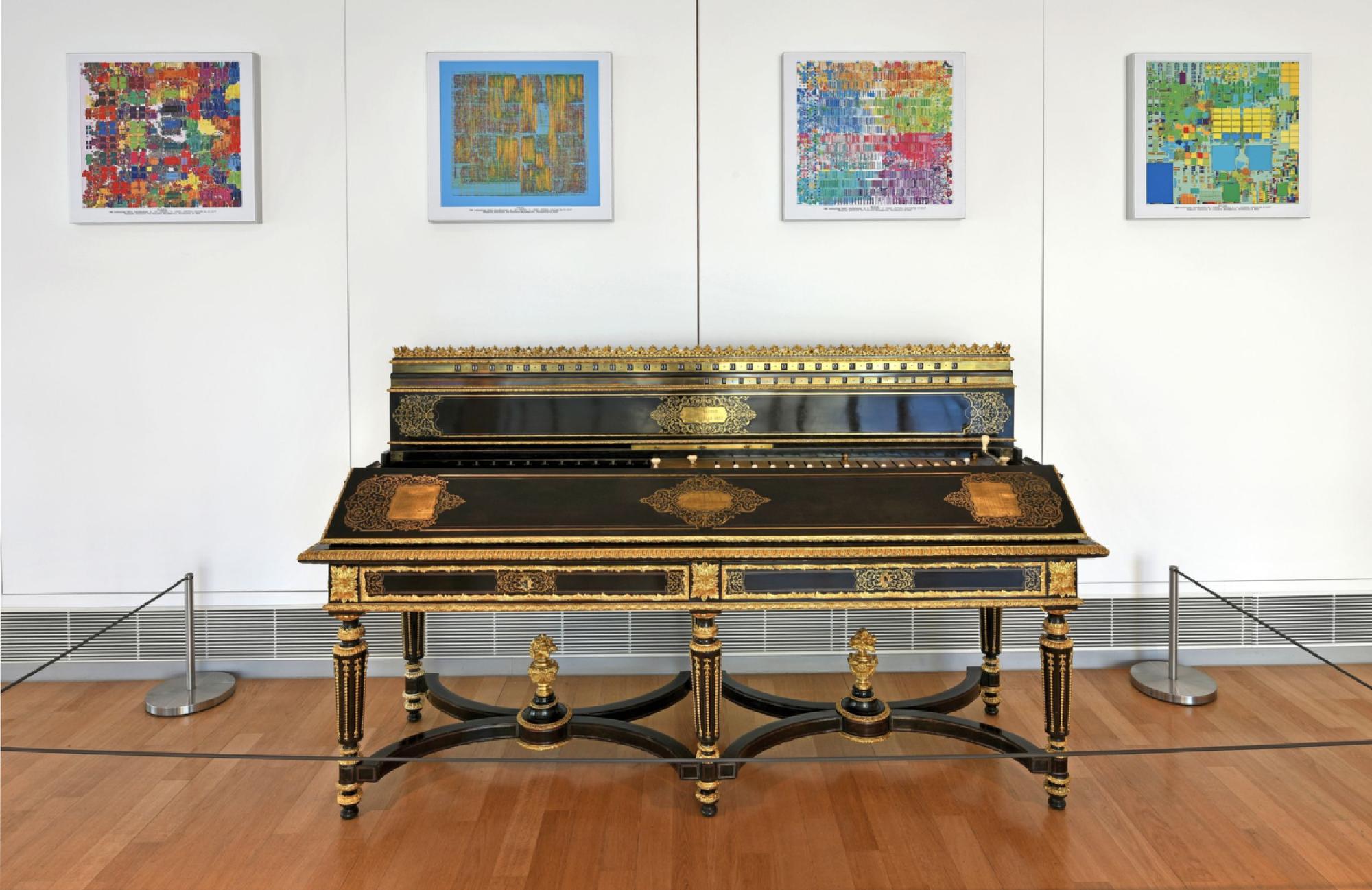 Zu den Highglights im Bonner Arithmeum gehört das „Piano-Arithmometer“.