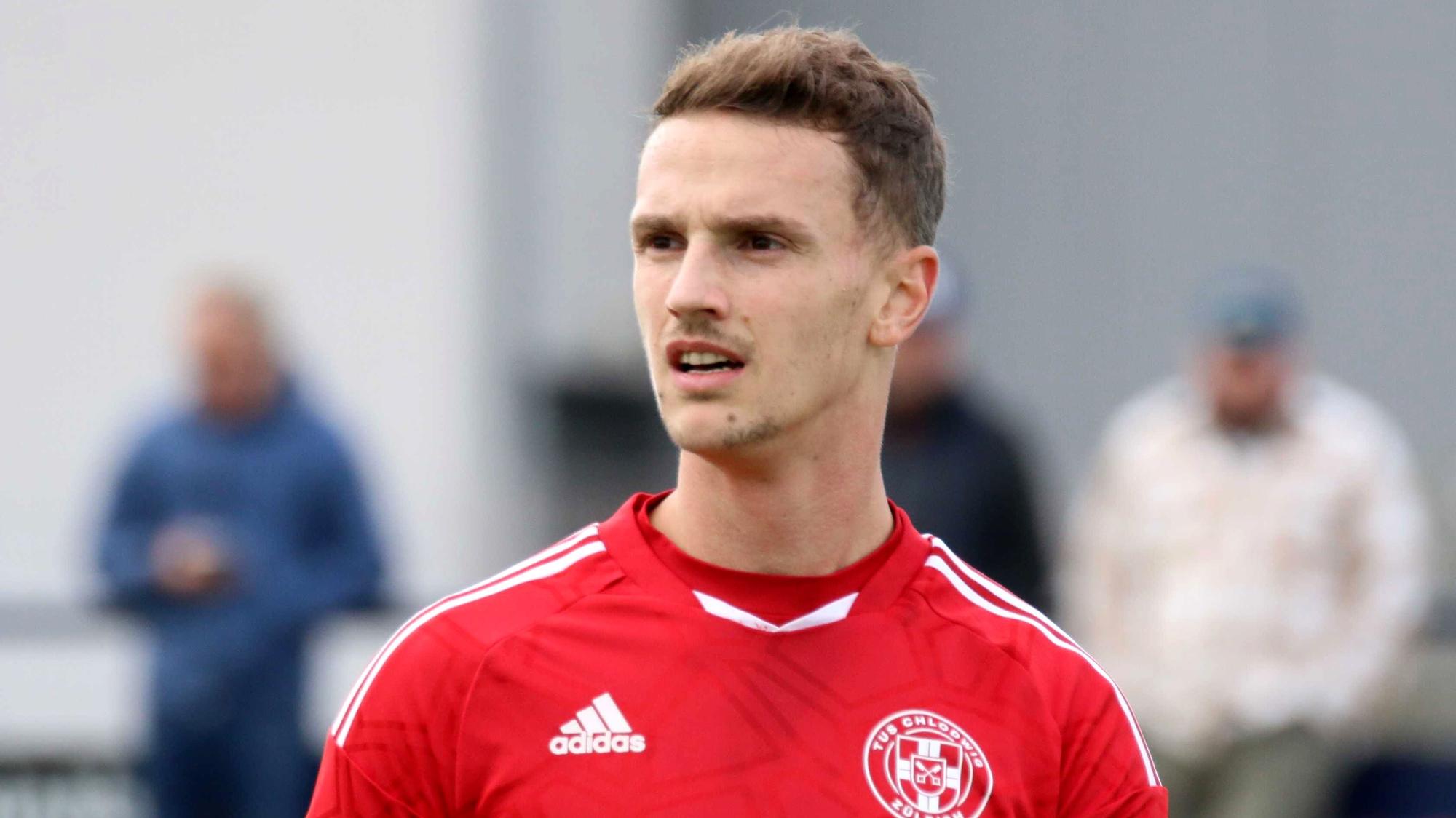 Porträtaufnahme des Fußballers Thomas Leßenich vom TuS Zülpich.