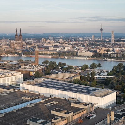 Confex, Halle 1, Drohnenaufnahme, Luftaufnahme, Dom, Messeturm, Tanzbrunnen, Buch