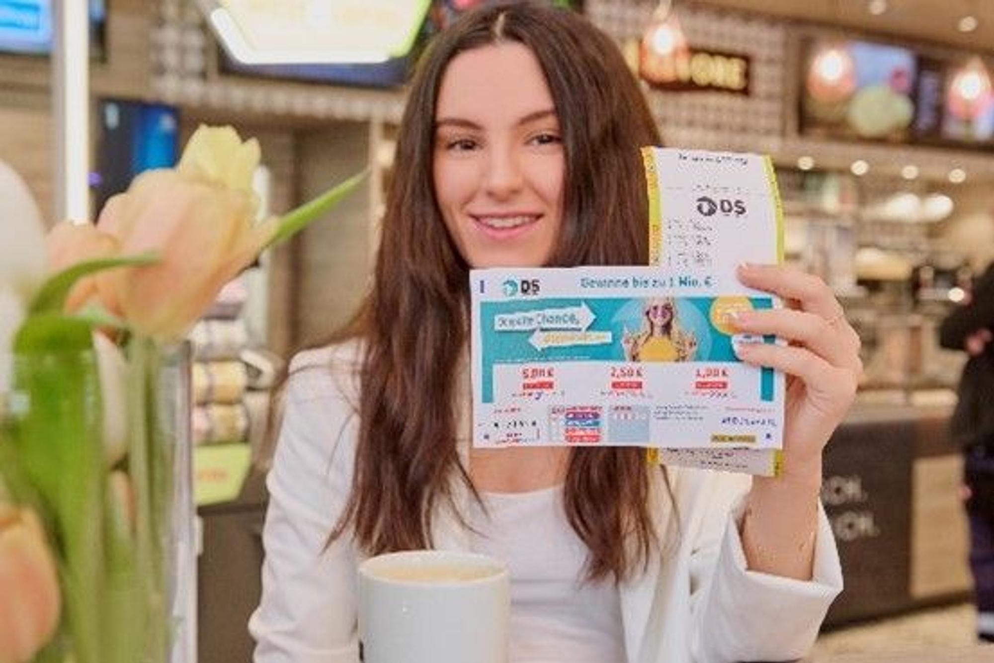 Bei der Doppelten Sieben kann man von beiden Seiten gewinnen. Ziehungstag ist jeweils der Freitag.