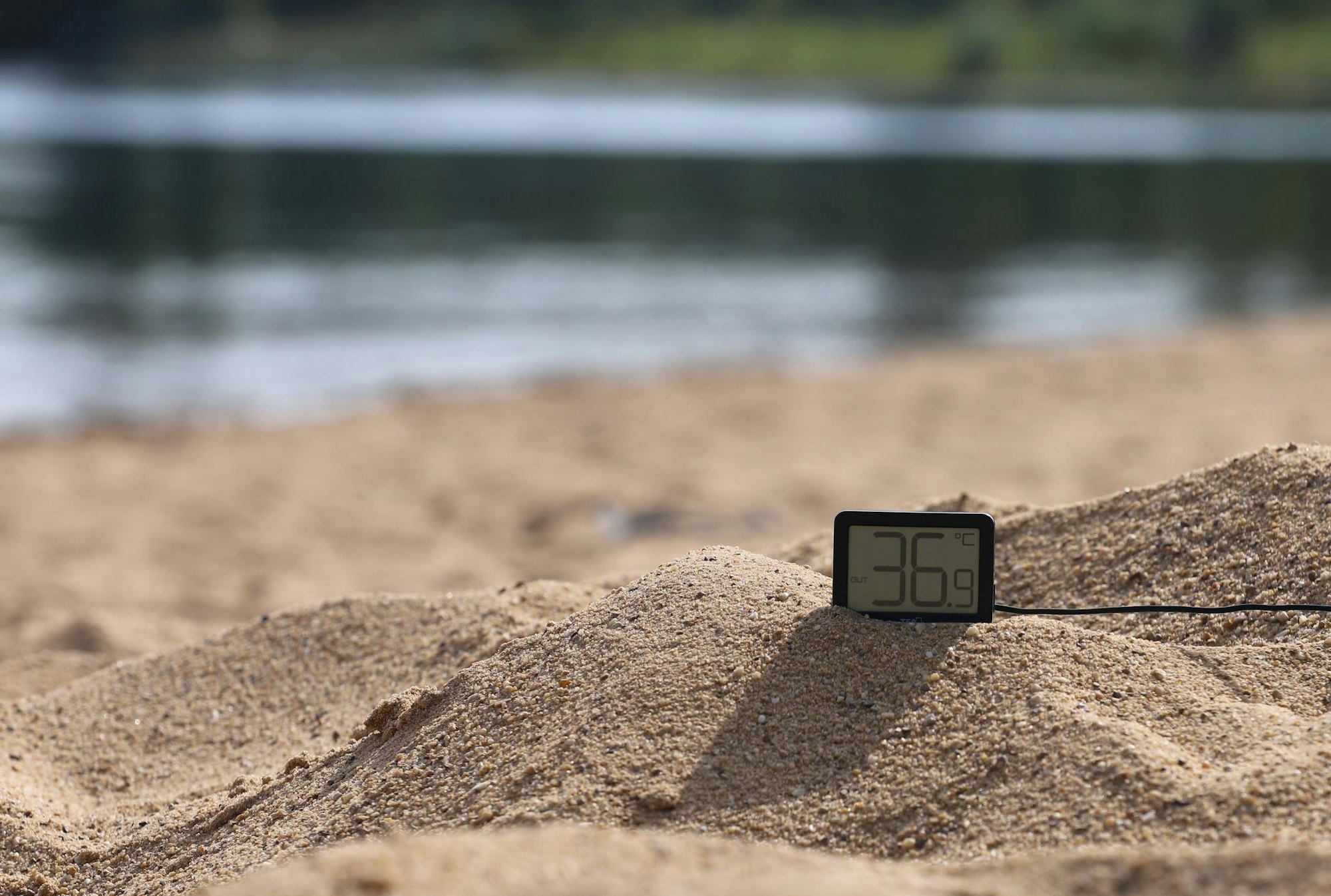 Dienstag soll es in Nordrhein-Westfalen bis zu 37 Grad heiß werden. (Archivbild)