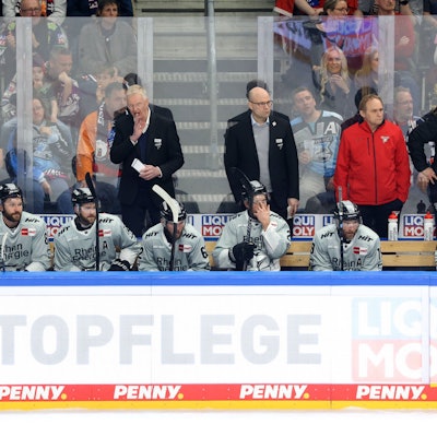 Haie-Chefcoach Kari Jalonen und sein Team starten mit viel Optimismus in die neue Saison.