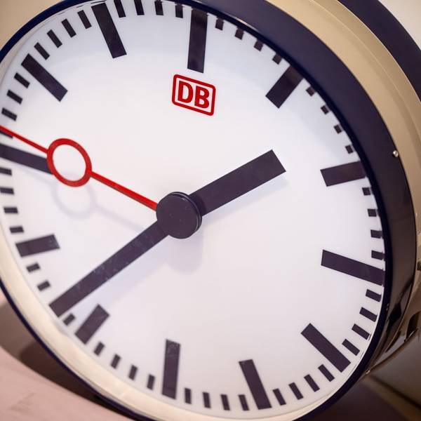 Immer wieder verliert die Bahn den Wettlauf mit der Zeit. (Archivbild)