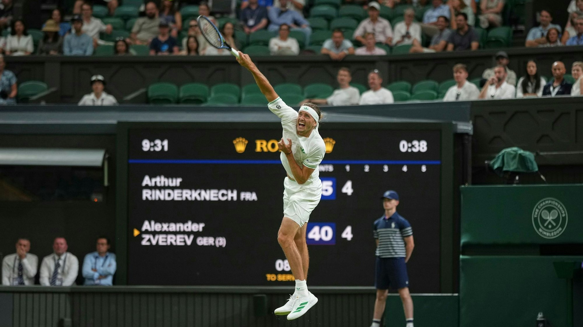 Alexander Zverev steht am Dienstag wieder auf dem Centre Court.