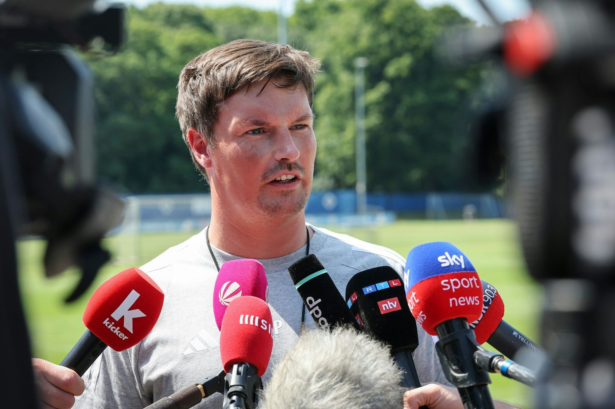 Ist gefragt: HSV-Cheftrainer Merlin Polzin.