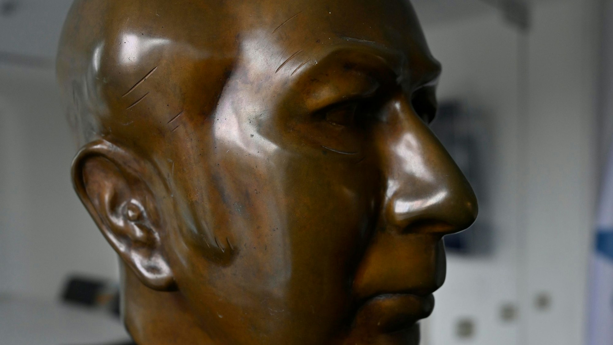 Eine Büste des früheren Bundespräsidenten Theodor Heuss in der Akademie.