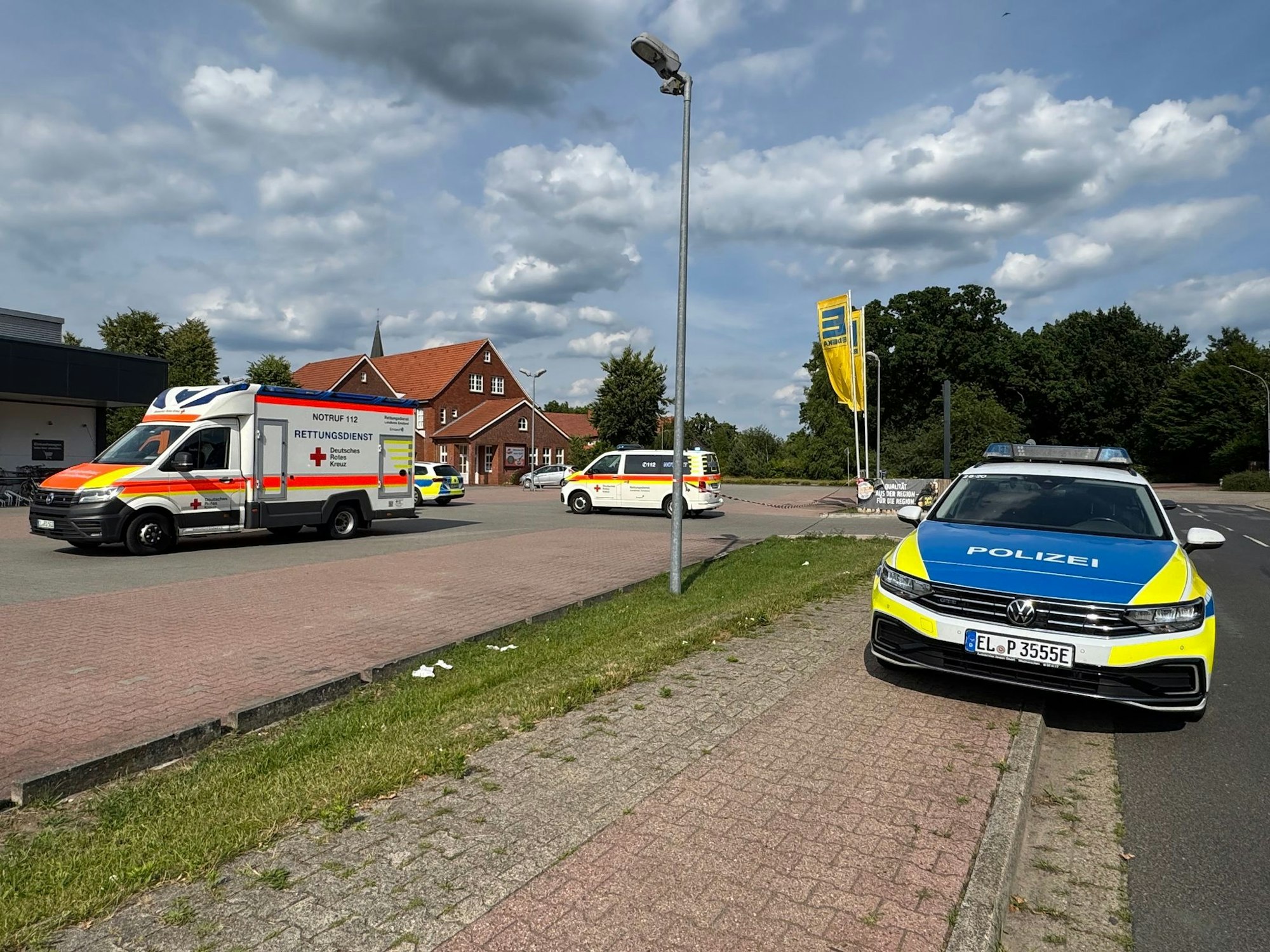 Im Stadtgebiet von Geeste lief nach der Gewalttat ein größerer Polizeieinsatz.