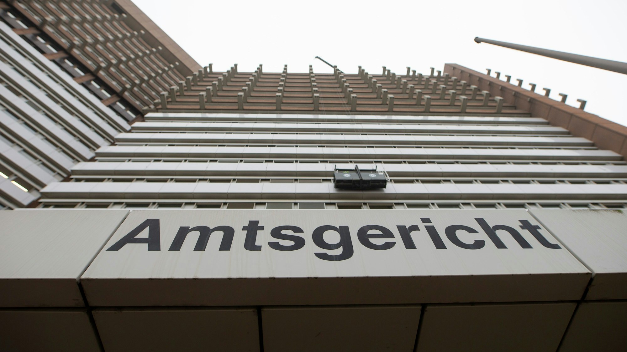 Köln: Der Eingang zum Amtsgericht auf dem Gelände des Justizzentrum Köln Luxemburger Straße.