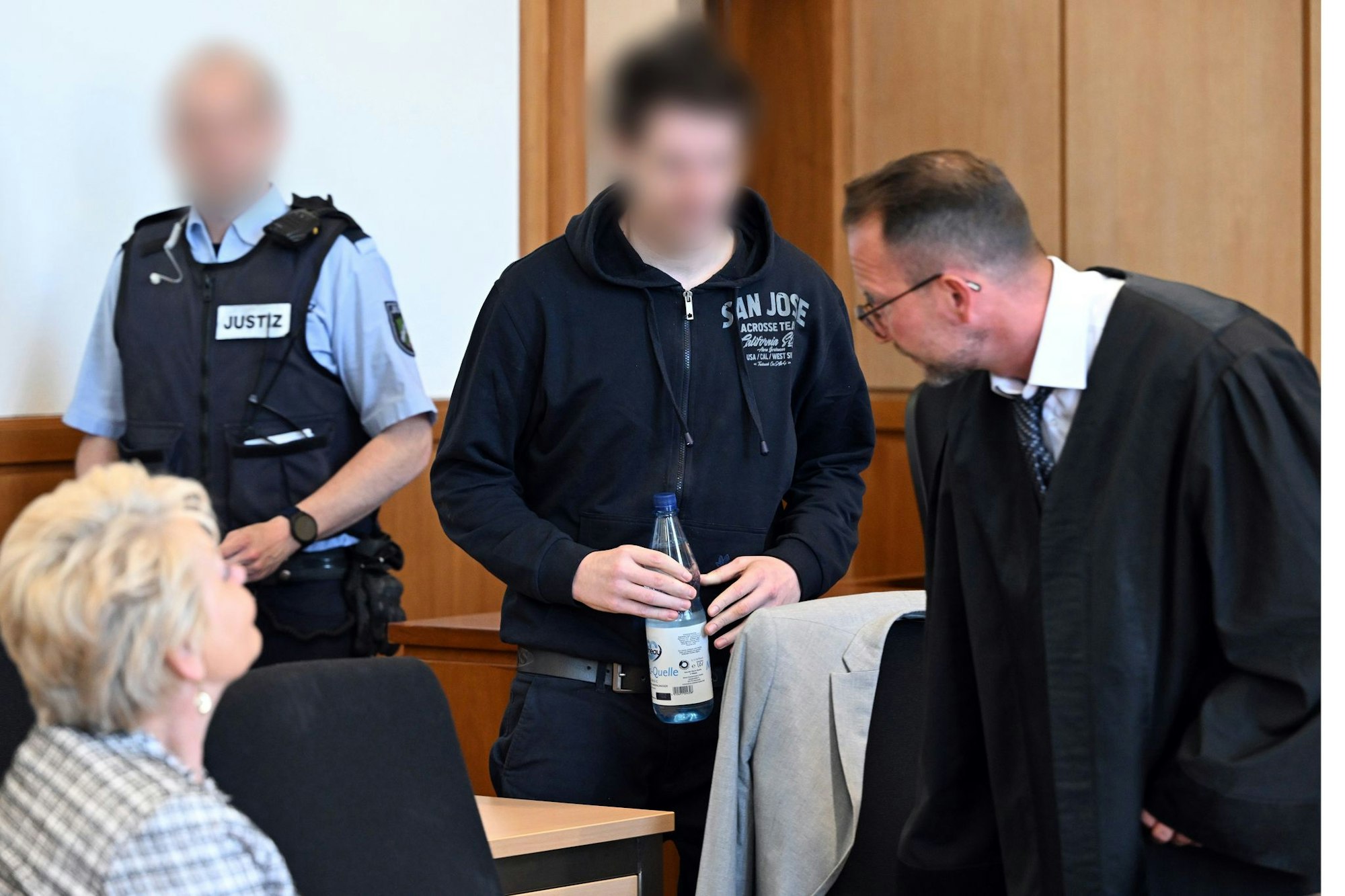 Im ersten Prozess hatte der Angeklagte berichtet, er habe Stimmen in seinem Kopf vernommen. (Archivbild)