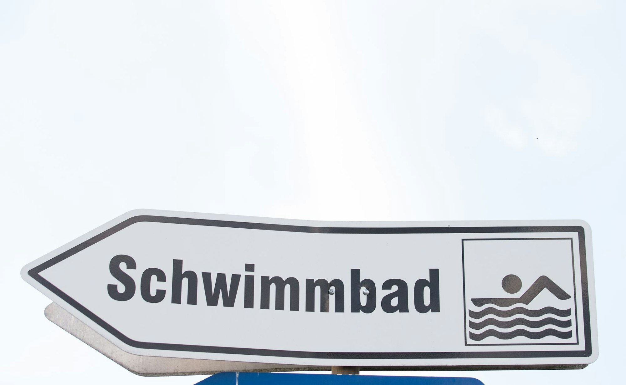 Mehr Sexualstraftaten in Schimmbädern. (Symbolbild)