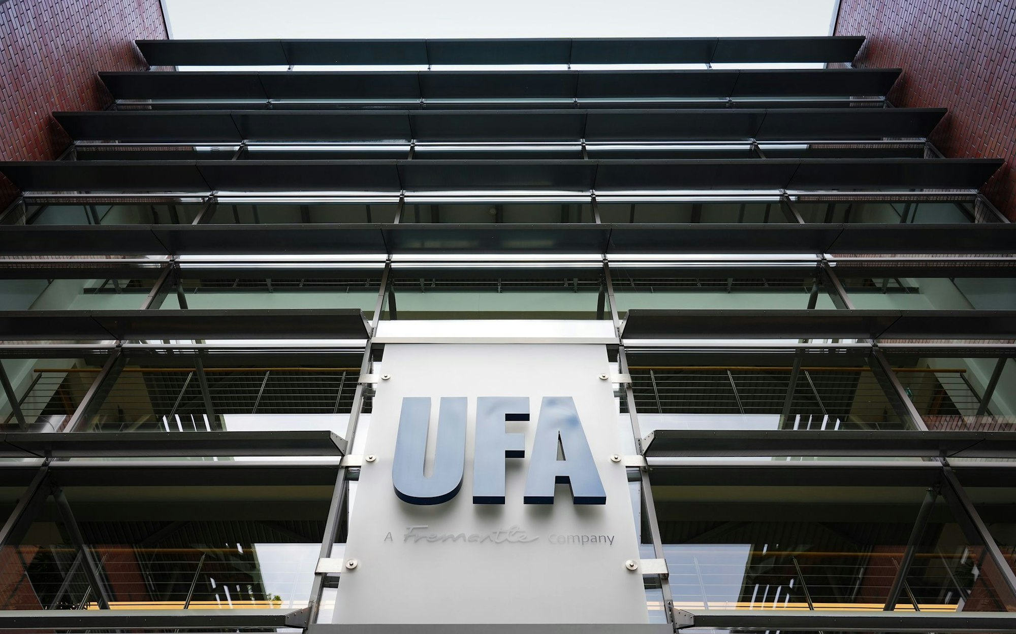 Die Film- und TV-Produktionsfirma Ufa verlegt ihren Sitz von Potsdam wieder nach Berlin (Archivbild).