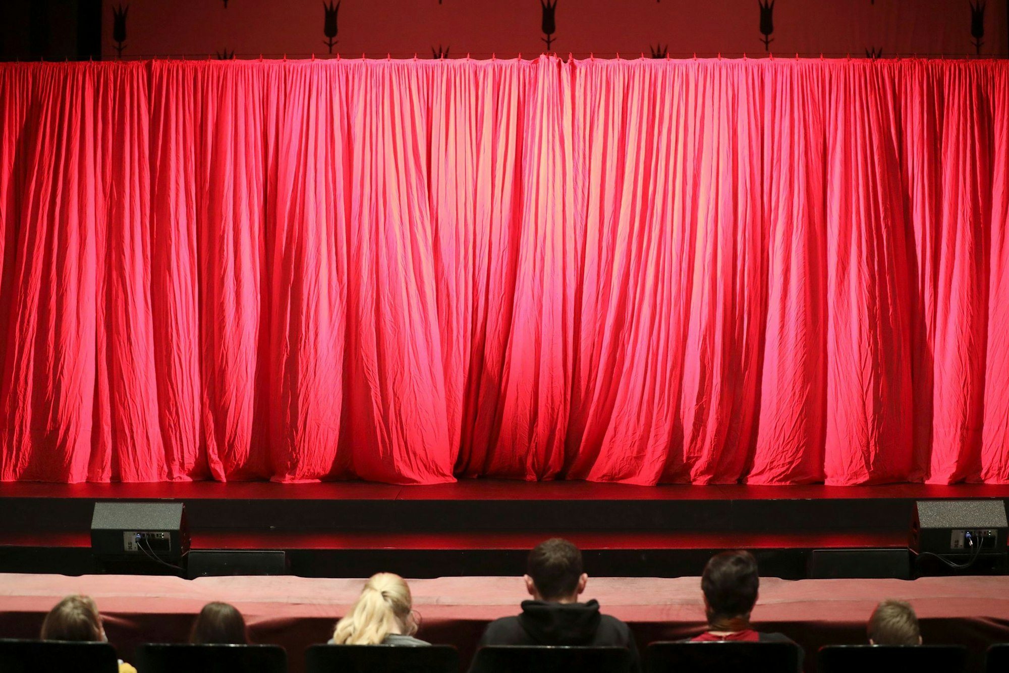 Die Zahl der Zuschauer an Bühnen in Deutschland hat in der Theatersaison 2023/24 die 20-Millionen-Marke erreicht. (Symbolbild)