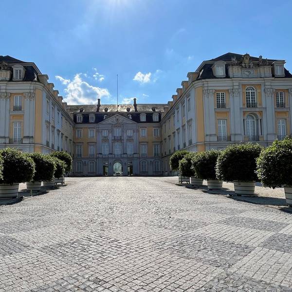 Zu sehen ist Schloss Augustusburg.
