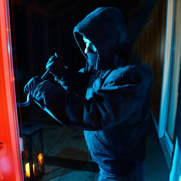 POL-ME: Hoher Schaden bei Einbruch in Werkstatt - 2507039