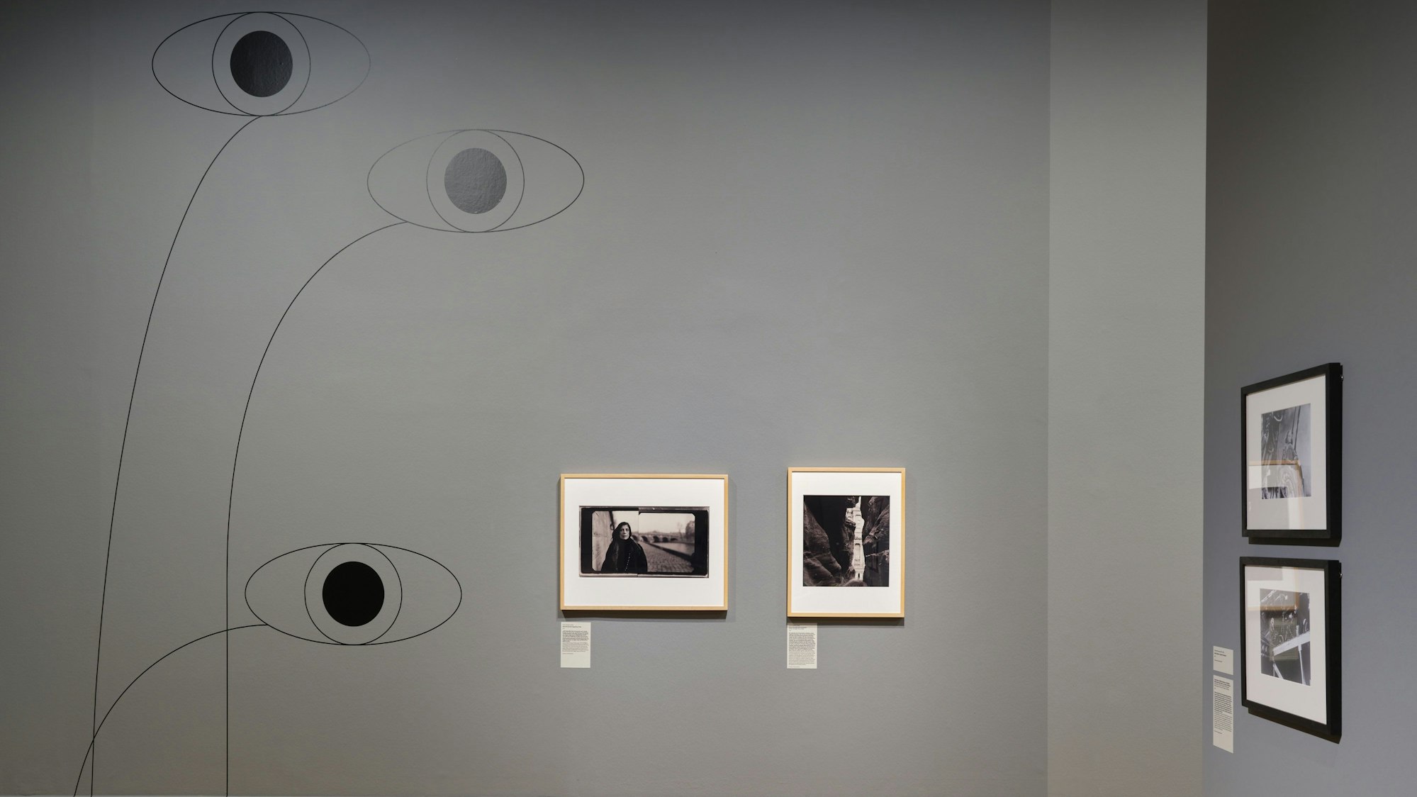 „Sehen und gesehen werden“ ist der Titel der Ausstellung über Susan Sontags Überlegungen zur Fotografie.