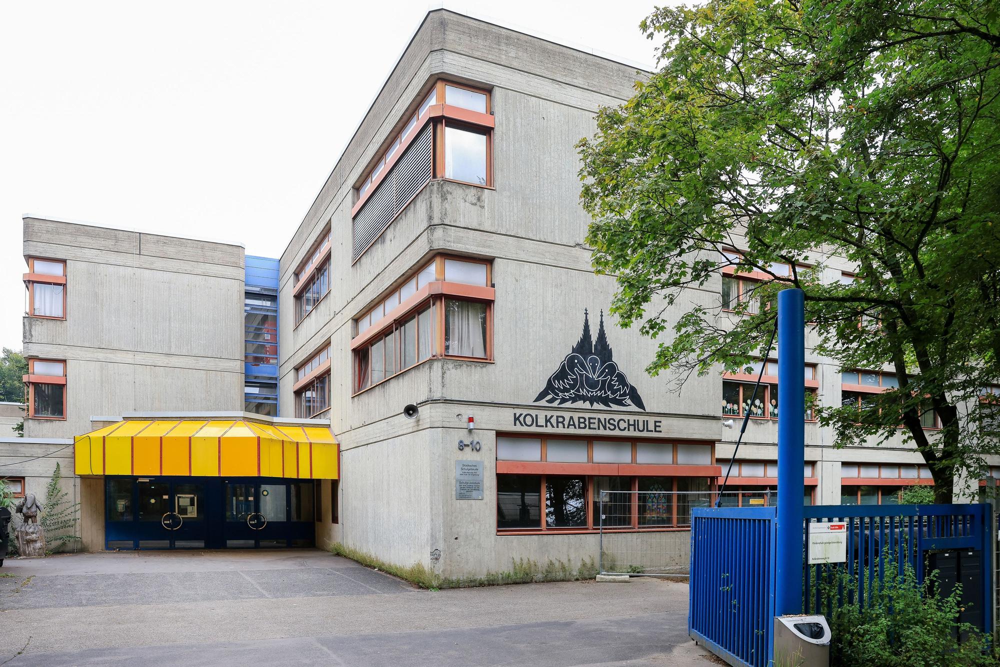 Außenansicht der Kolkrabenschule
