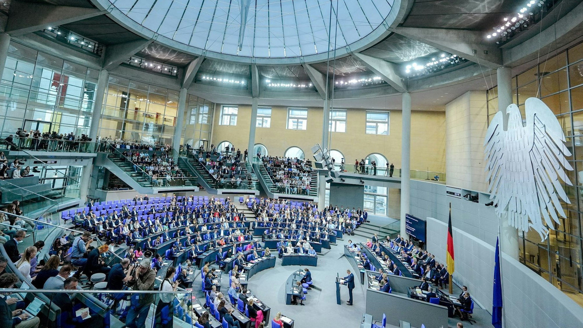 Es ist die erste Generaldebatte im Bundestag seit dem Regierungswechsel.