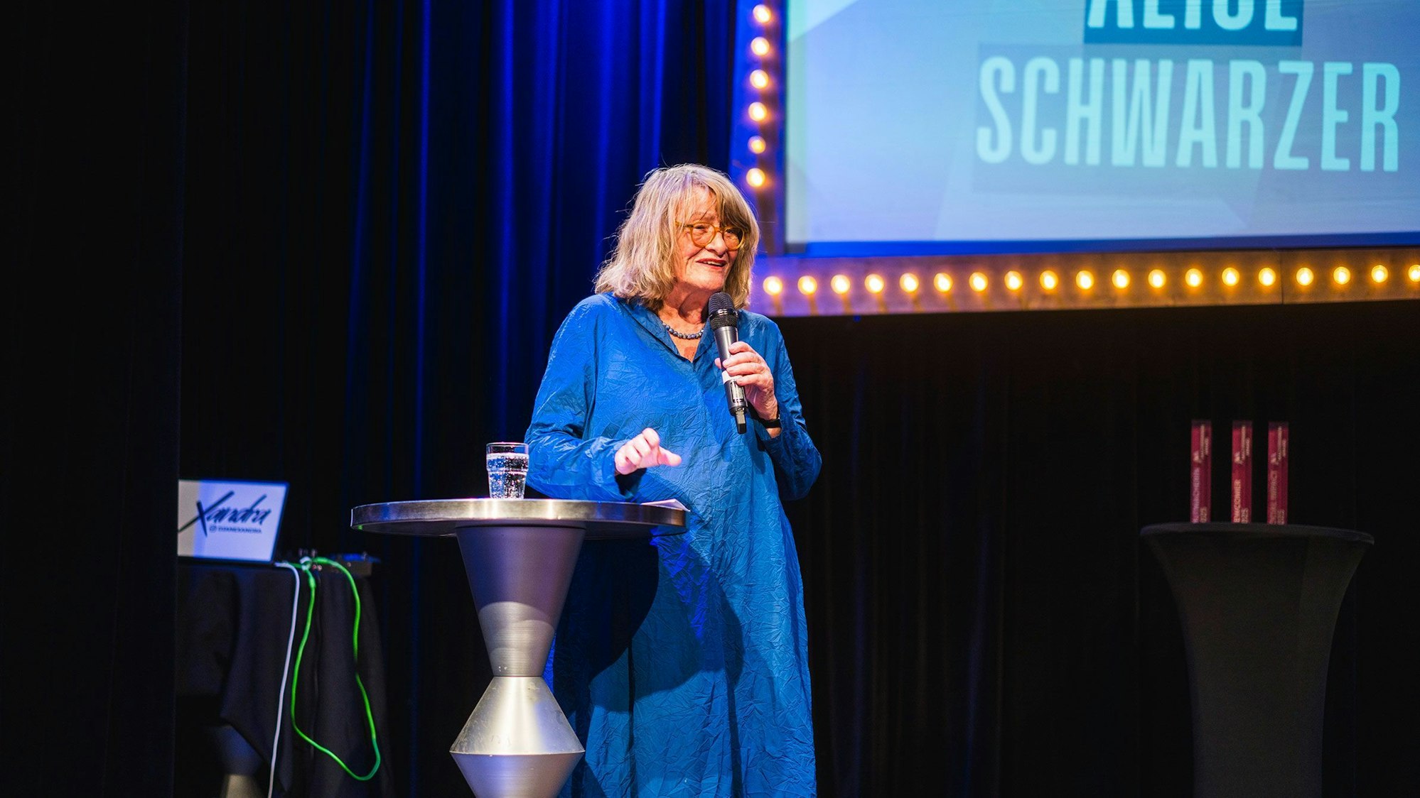 Premiere des Macherinnen-Award im Senftöpfchen Theater am 08.07.2025
Das Kölner „Macherinnen“-Business-Netzwerk für Frauen hat in Kooperation mit „Kölner Stadt-Anzeiger“, „Kölnische Rundschau“ und Radio Köln zum ersten Mal den Macherinnen-Award verliehen.