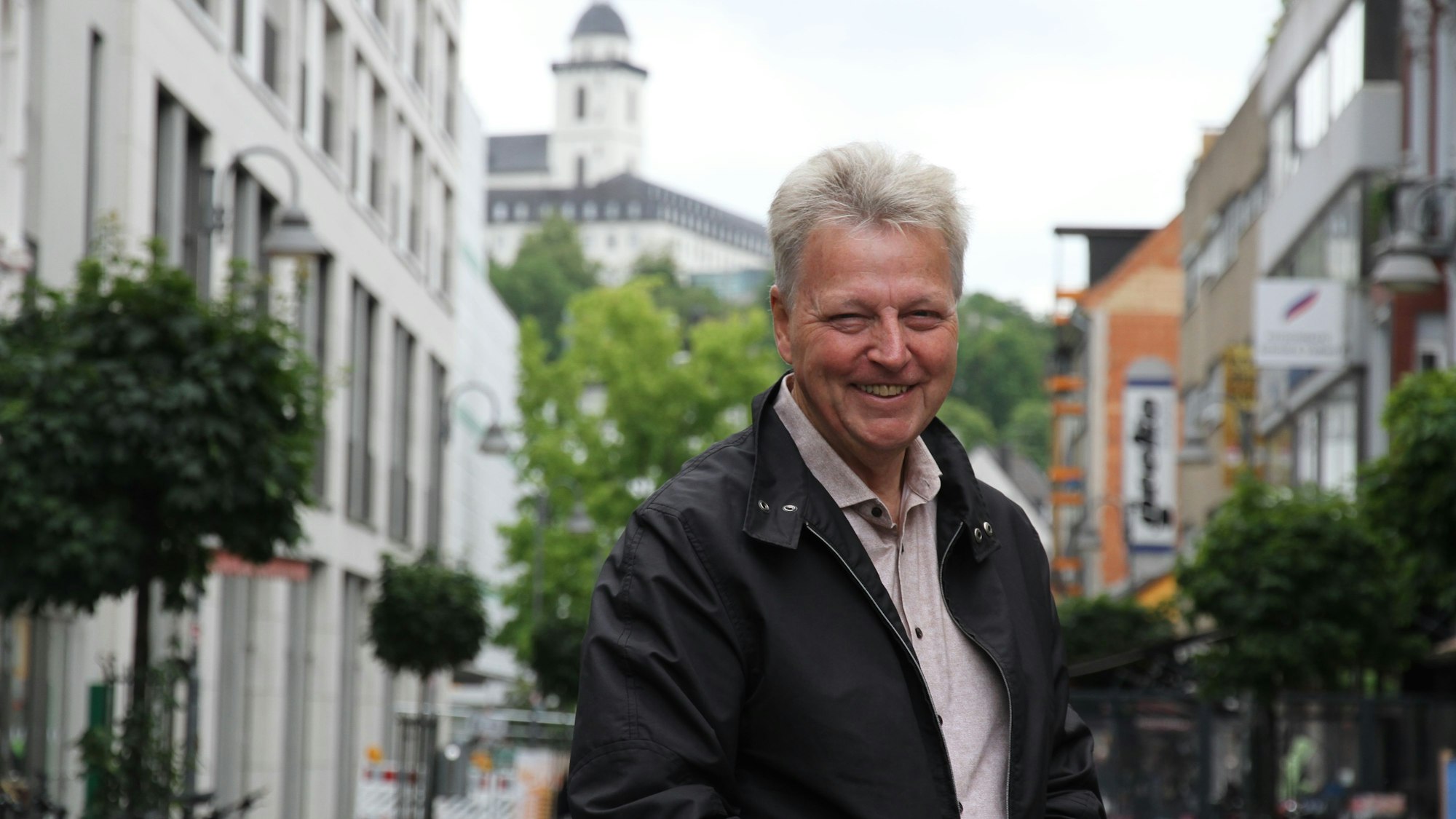 Hans-Joachim Neumes, Bürgermeisterkandidat der SBU zu den Kommunalwahlen 2025 in Siegburg