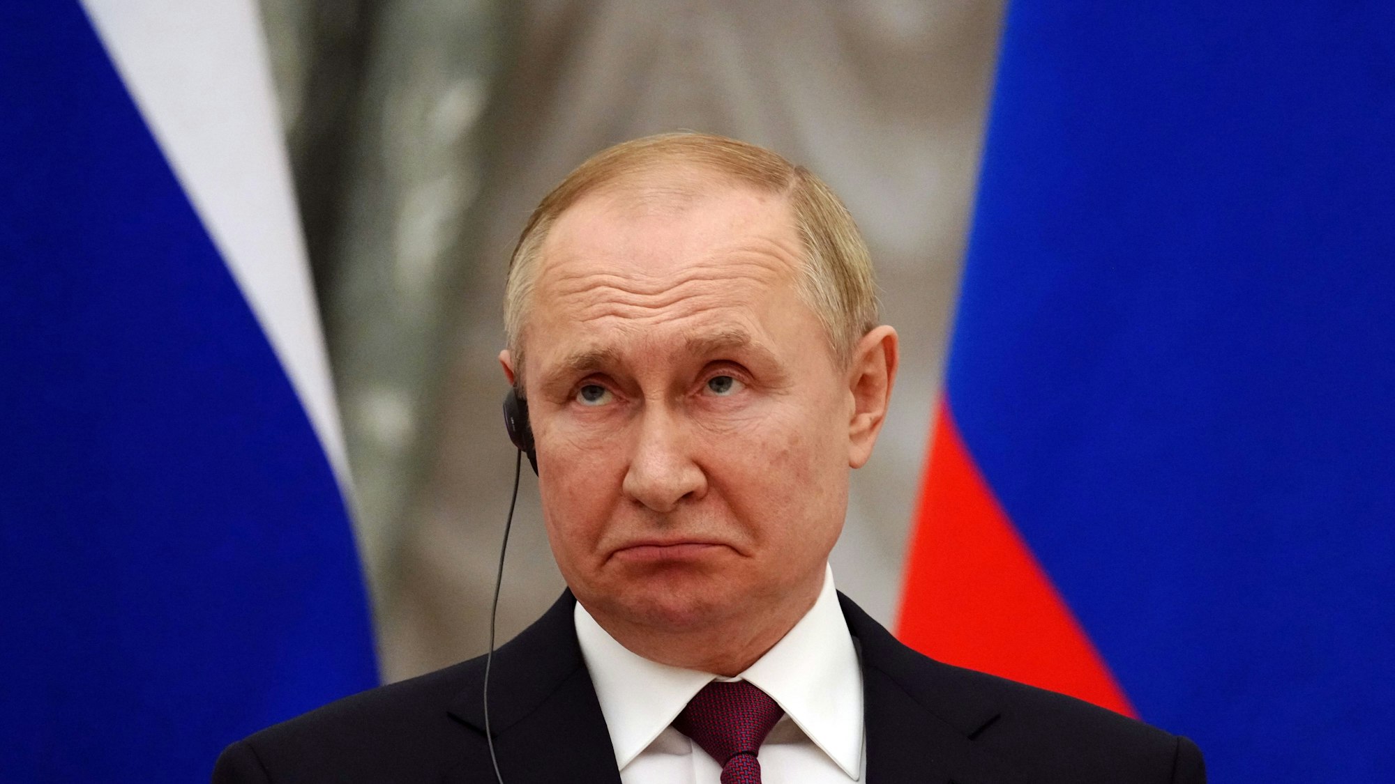 Kremlchef Wladimir Putin bei einer Pressekonferenz. Die Äußerungen aus Moskau zum Baltikum werden jenen zur Ukraine vor dem Krieg immer ähnlicher. (Archivbild)