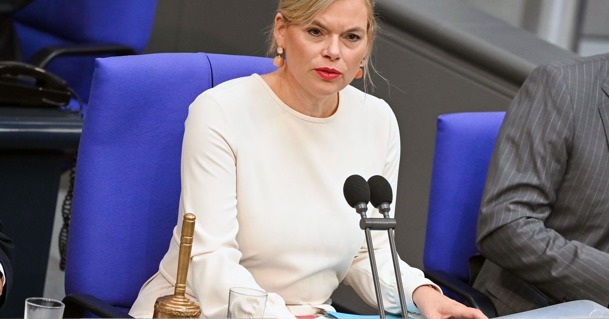 AfD-Mann wettert gegen „Multikulti": Klöckner greift sofort ein