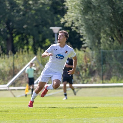 Neu im Trikot der Viktoria: Angreifer Leander Popp