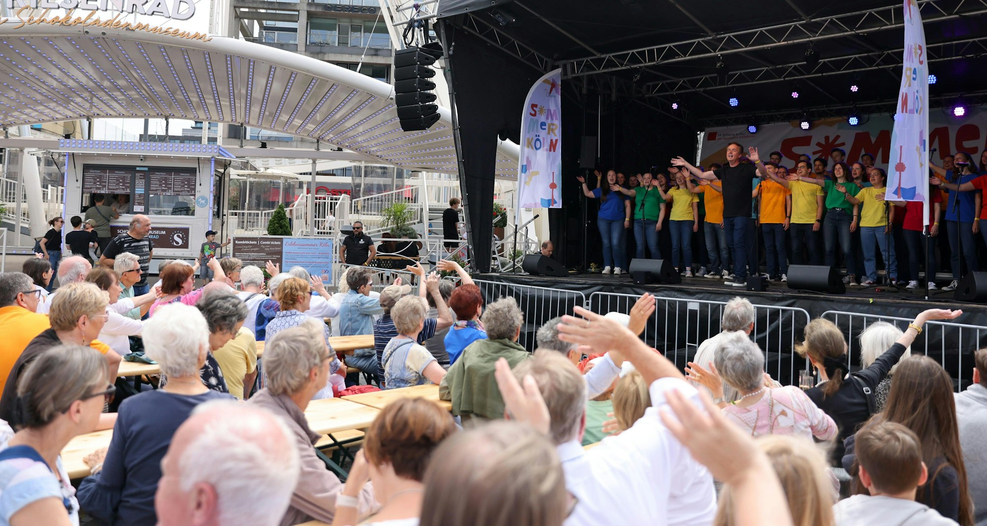 Heimspiel: Wo der Jugendchor St. Stephan auftritt, fliegen ihm die Sympathien zu.