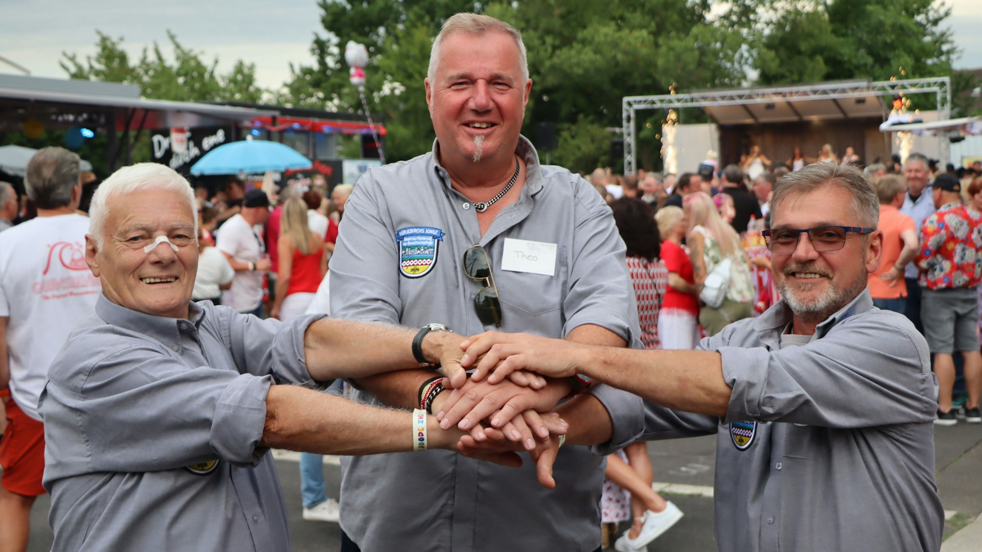 Die Vürjebirchsjonge unterstützen das Brauchtum und Feste wie das Benefizkonzert für Richard.