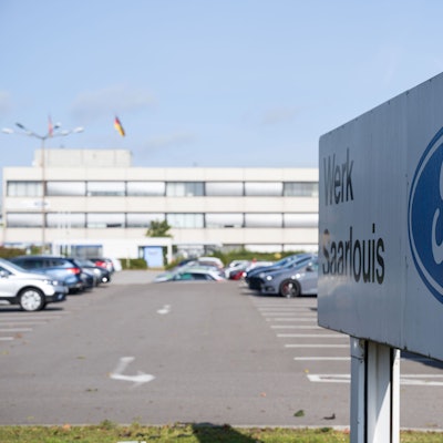 Die Ford-Mitarbeiter in Saarlouis sind verärgert, da ihnen bei Insolvenz kein Schutzschirmverfahren geboten wird. (Archivbild)