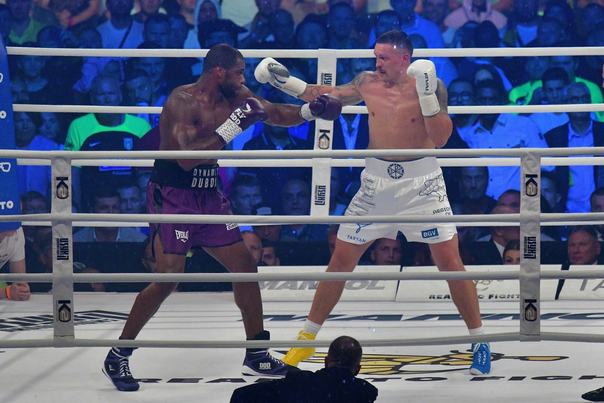 Nach 2023 kommt es erneut zum WM-Duell zwischen Oleksandr Usyk (r) und Daniel Dubois.