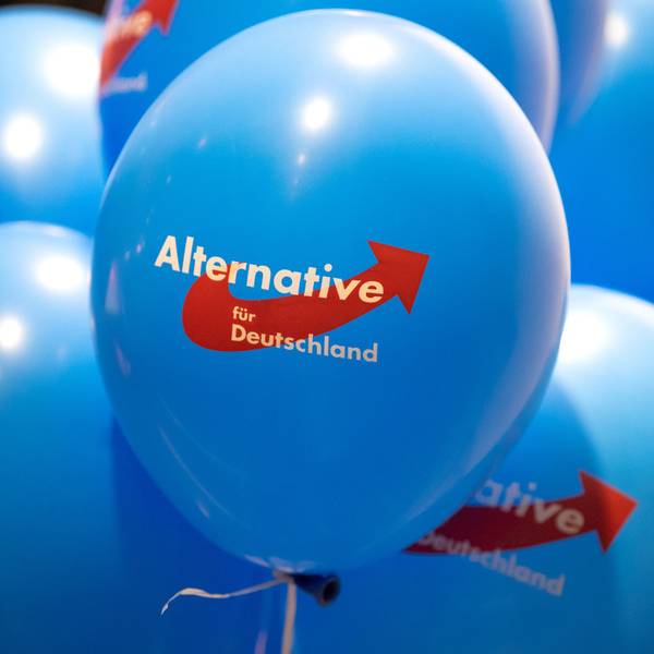 Luftballons mit dem Logo der AfD. (Archivbild)