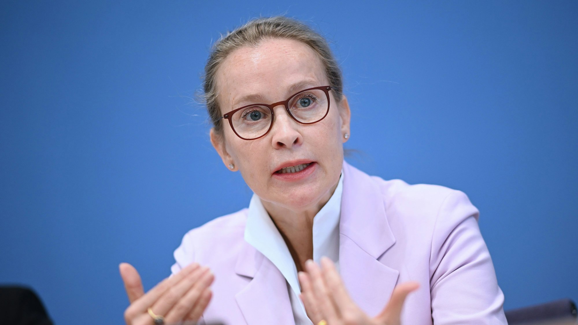 Frauke Brosius-Gersdorf, Juristin, stellt den Abschlussbericht der Kommission zur reproduktiven Selbstbestimmung und Fortpflanzungsmedizin vor. (Archivbild)