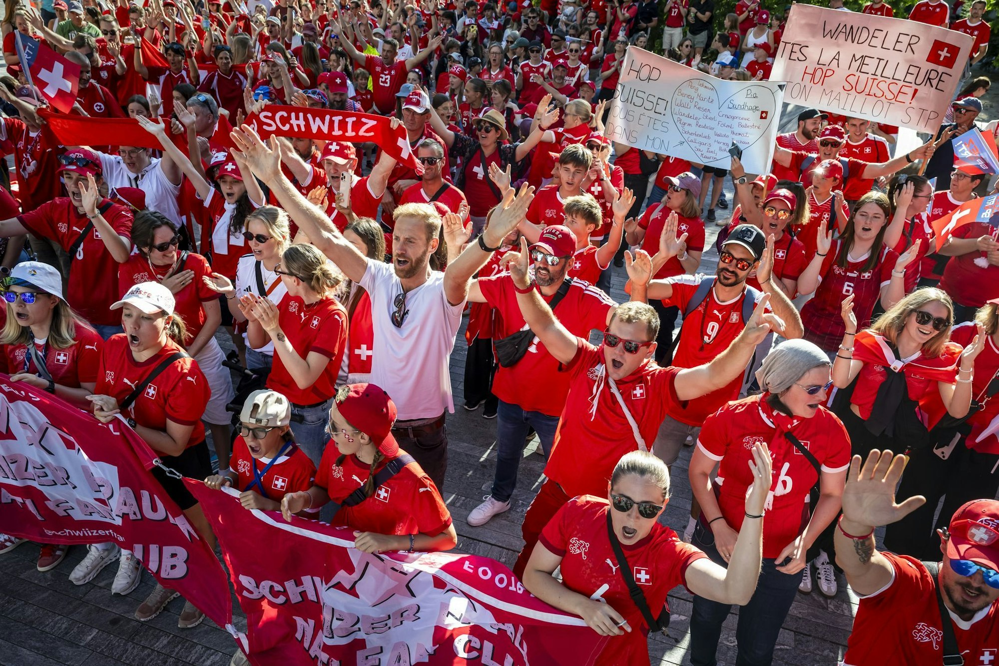 Nächster Festtag der Schweizer Fans in Bern.