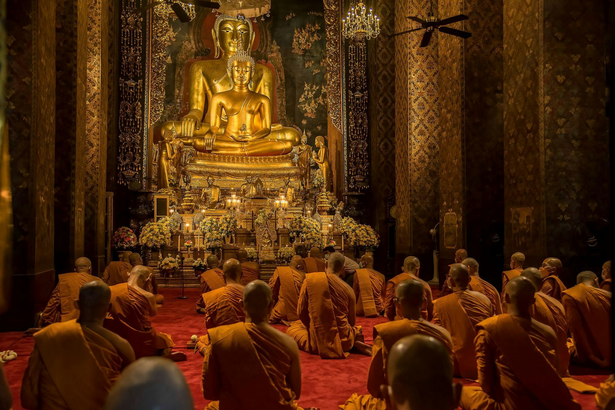 Mönche werden von der größtenteils buddhistischen Bevölkerung Thailands tief verehrt und gelten als moralische Vorbilder. (Archivbild)