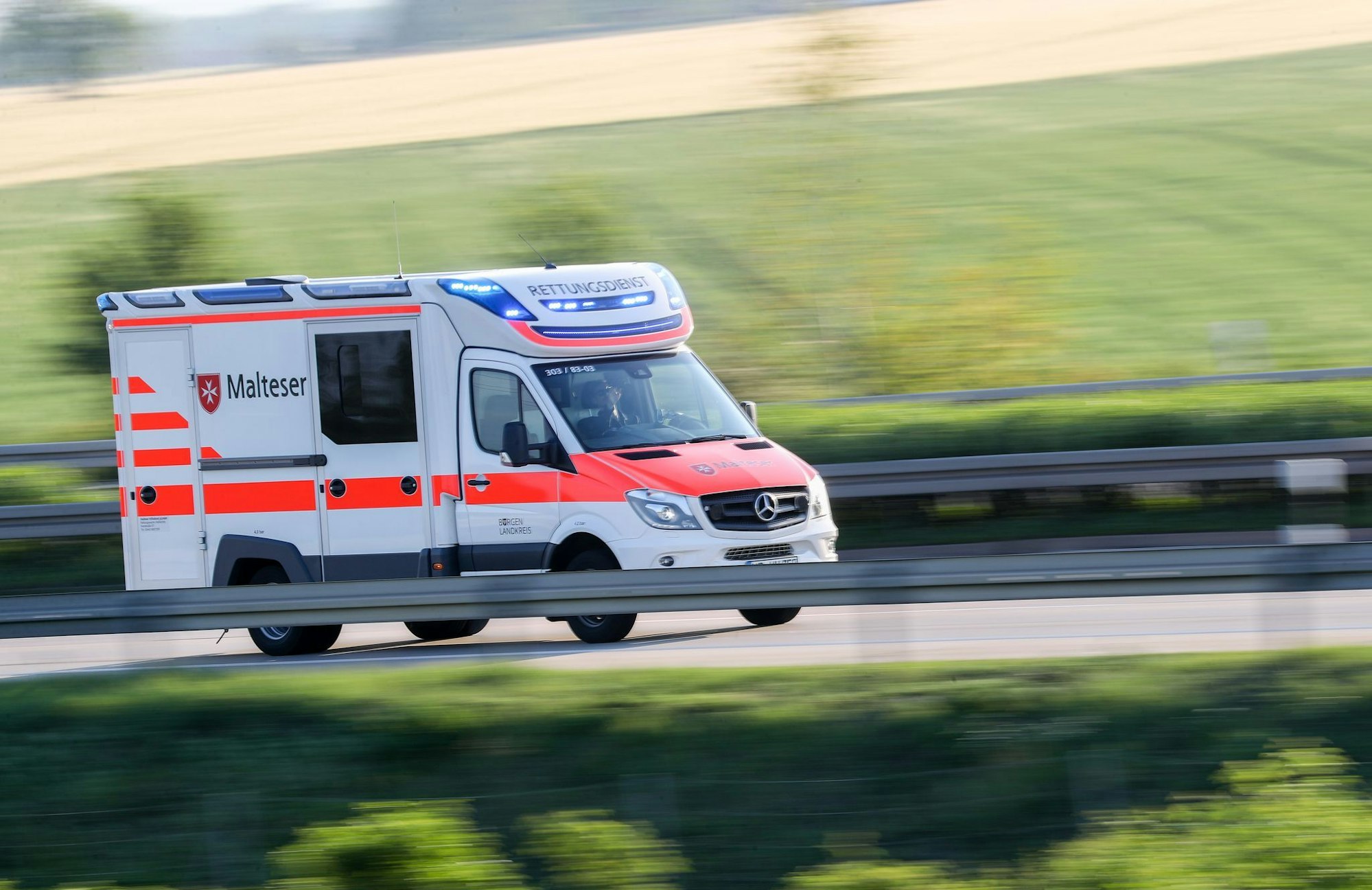 Der Notarzt kann nur noch den Tod des 65-Jährigen feststellen. (Symbolbild)